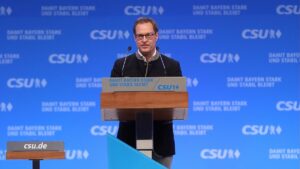 Huber spricht sich nach Fähren-Blockade für Gewaltfreiheit aus