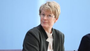 Wirtschaftsweise Grimm bringt Ende der Ampel-Koalition ins Spiel