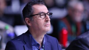 Özdemir ruft Bauern zu Gewaltfreiheit bei Protesten auf