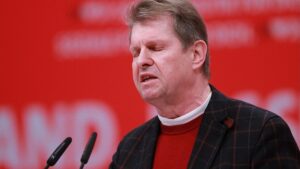 Stegner ruft Ampelkoalition zur Vorsicht auf