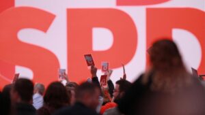 Ampel-Parteien und Union verlieren Mitglieder