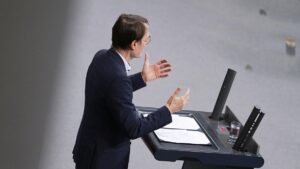 Lauterbach warnt vor Insolvenz von über 100 Kliniken in 2024