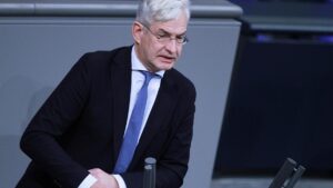 Middelberg droht Ampel mit neuer Klage gegen Haushalt