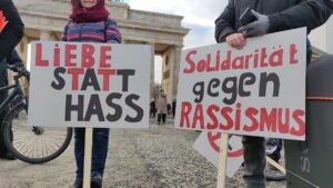 Steinmeier ruft zu "Bündnis aller Demokraten" auf