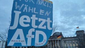 Protestforscher Ullrich sieht Ausweitung der Proteste gegen Rechts