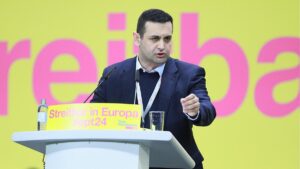 Djir-Sarai fordert von Ländern konsequentere Abschiebungen