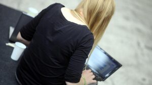 Umfrage: Start-ups setzen verstärkt auf Mitarbeiterbeteiligung