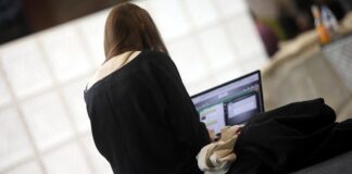 Umsatz im Dienstleistungsbereich im September niedriger