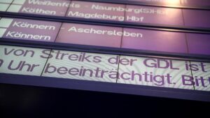 Bahn will Streik mit Eilantrag vor Gericht verhindern