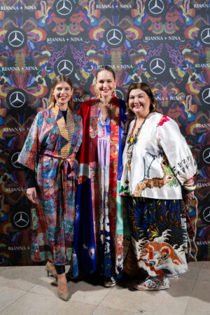 Partnerschaft mit Mercedes-Benz: RIANNA + NINA präsentierten ihre neue Kollektion OPERA auf der Berlin Fashion Week