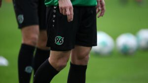 2. Bundesliga: Hannover gewinnt gegen Hamburg