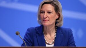 CSU-Vize Niebler fordert Umsteuern von Ursula von der Leyen