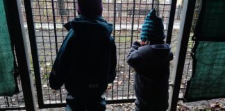 Arche-Gründer beklagt Politikversagen im Kampf gegen Kinderarmut