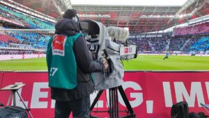 Ampel-Politiker für neue Abstimmung über Bundesliga-Investoren
