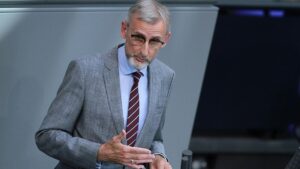 Schuster erwartet trotz Gesetz nicht mehr Abschiebungen