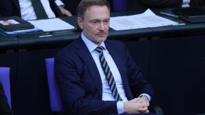 Zöllner sollen BMF bewachen – Kritik an Lindners "Prinzengarde"