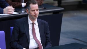 FDP-Fraktionschef fordert Ampel-Antrag für Abstimmung über Taurus