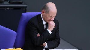 Union: Scholz muss USA größeren Beitrag für Nato zusichern