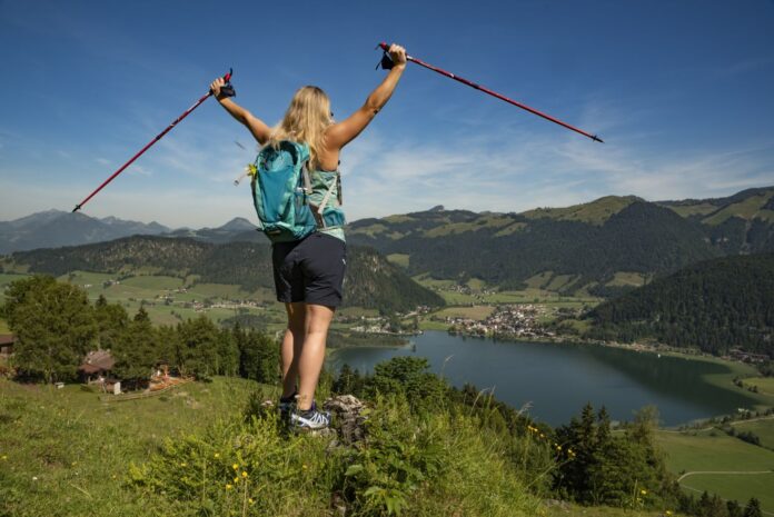 Frühlingserwachen Wandern mit herrlichem Ausblick Quelle: TVB Kaiserwinkl (Das Walchsee Aktivresort)