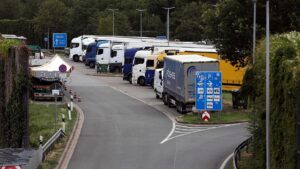Zahl mautpflichtiger Lkws auf Autobahnen im Februar gestiegen
