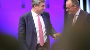 Söder bezeichnet Merz als "Favorit" in K-Frage