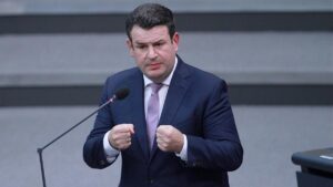 Heil kündigt Rentenerhöhung über Inflationsrate an