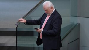 Kubicki sorgt sich um Zusammenarbeit mit Partner-Geheimdiensten