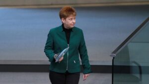 Bundestagsvize Pau appelliert an Vorbildfunktion der Abgeordneten