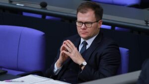 Ostbeauftragter sieht Osten wirtschaftlich auf gutem Weg