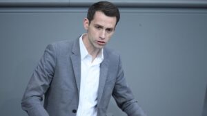 Audretsch wirft Union in Arbeitspflicht-Debatte Planwirtschaft vor