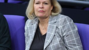 Innenministerin bezeichnet Terrorgefahr in Deutschland als "akut"