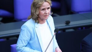 Lemke verteidigt geplantes Teilverbot von Ewigkeits-Chemikalien