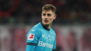 1. Bundesliga: Leverkusen wendet beim BVB erste Niederlage spät ab