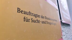 Bundesdrogenbeauftragter besorgt über Anstieg des Crack-Konsums