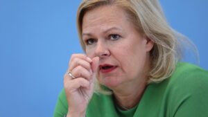 Faeser hofft auf "deutliches Stopp-Signal" bei Sonder-IMK
