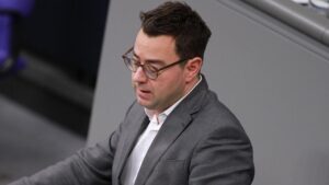 Grünen-Verteidigungspolitiker kritisiert Rheinmetall