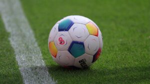 2. Bundesliga: HSV verliert und verpasst letzte Aufstiegschance