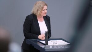 Union wirft Faeser mangelnde Durchsetzungskraft in Koalition vor