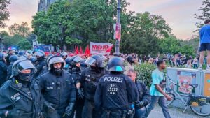 Berliner Polizei zieht positives Fazit nach 1. Mai