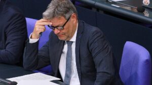 Habeck warnt vor Strafzöllen und kritisiert Merz