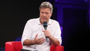 Habeck: Wasserstoffkorridor mit Italien und Österreich vereinbart