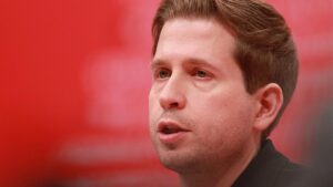 Kühnert will nur schwere Straftäter nach Afghanistan abschieben