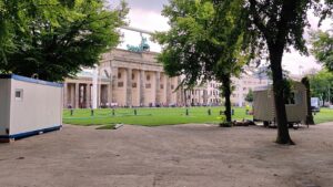 Bundesamt für Strahlenschutz: Kostenlose Sonnencremespender zur EM