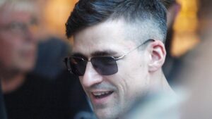 Tausende demonstrieren in Marburg gegen Sellner-Lesung