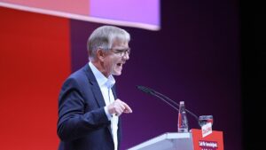 Bartsch für personelle Neuaufstellung der Linken