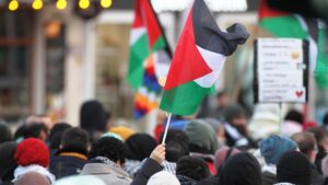 Neuköllner Integrationsbeauftragte mahnt zu Distanzierung von Hamas