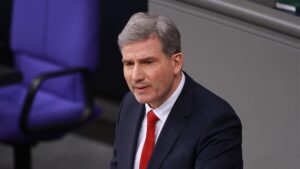 SPD-Politiker Hakverdi wirbt für Gespräche mit Trump-Lager