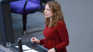 Grüne geben Entwarnung bei Kürzungen für Integrationskurse