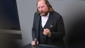 Hofreiter gegen Änderung der Migrationspolitik bei Syrern