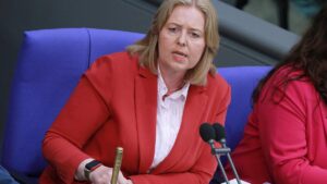 Bas begrüßt "nötige Klarheit" nach Wahlrechtsurteil